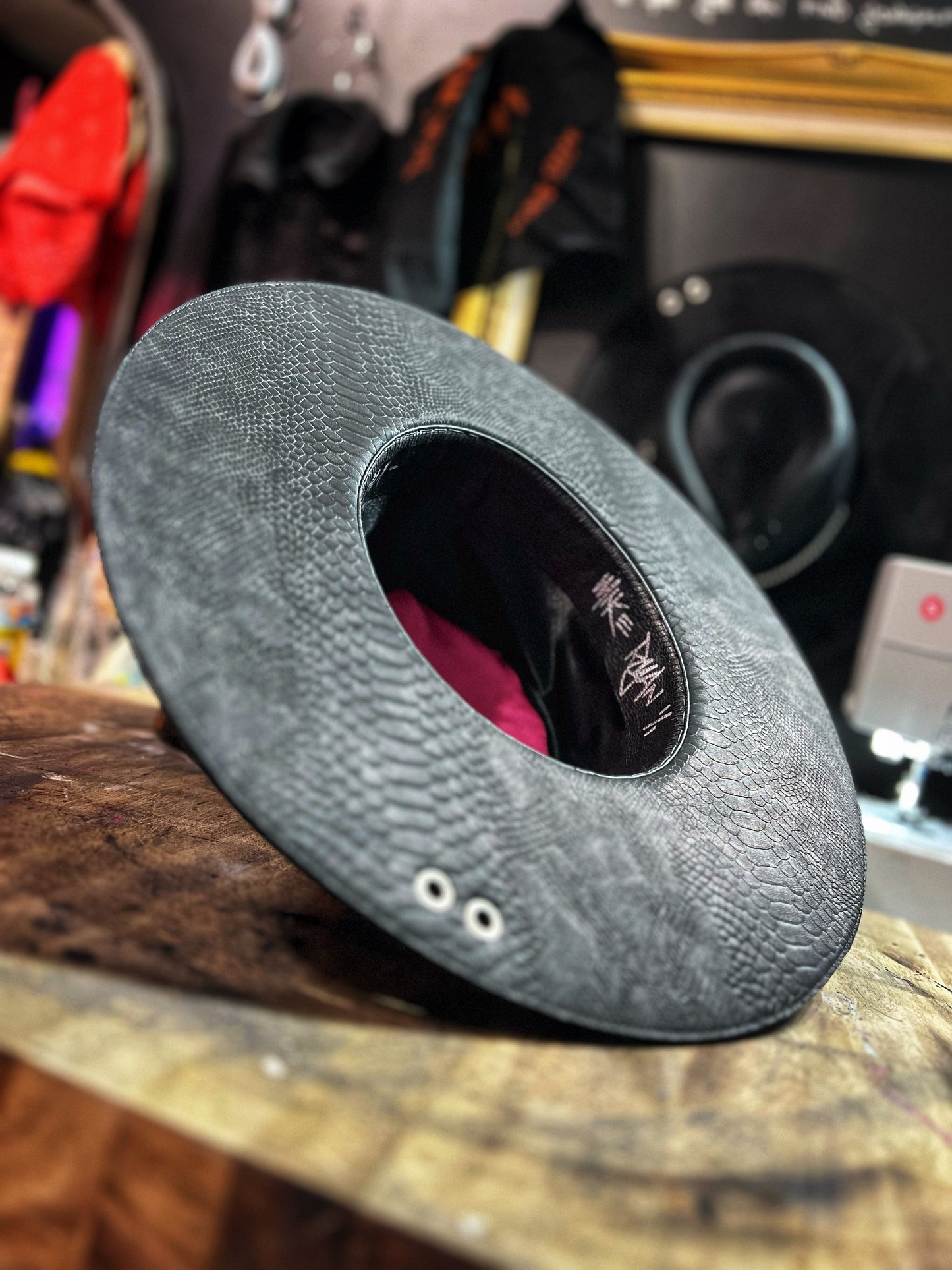 CUSTOM UNDERBRIM - ADD ON